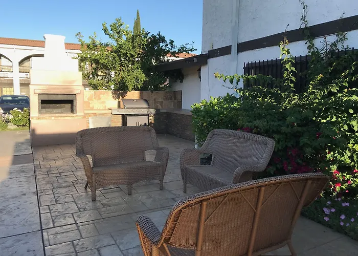 Resorts Guide Lemon Tree