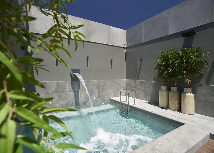 Hotel: Portobay Marques