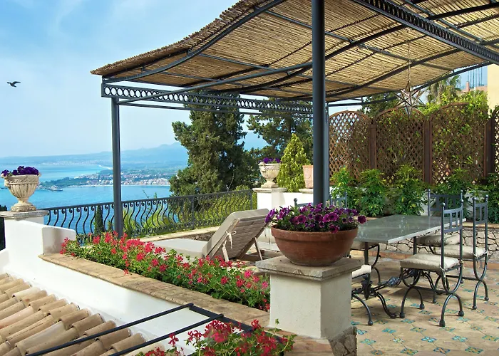  Villa Carlotta