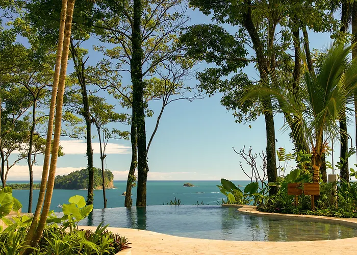 Hotel de playa: Arenas Del Mar Beachfront & Rainforest Resort Member Of The Cayuga Collection