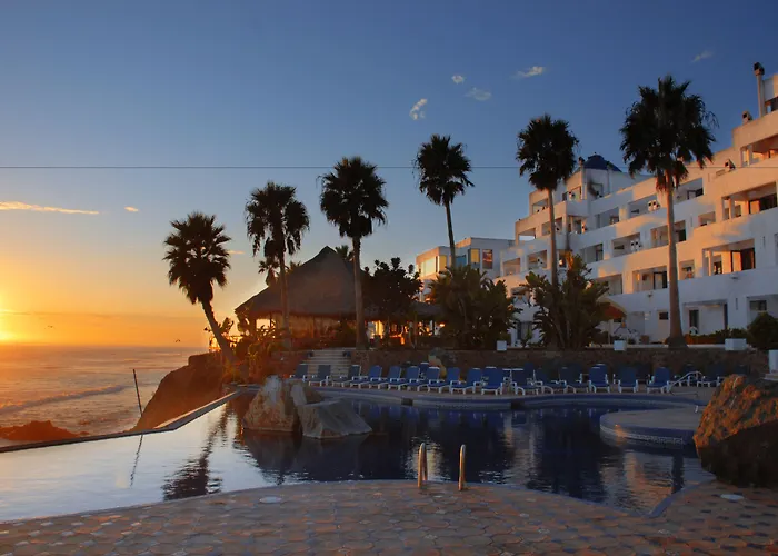 Las Rocas Resort&Spa