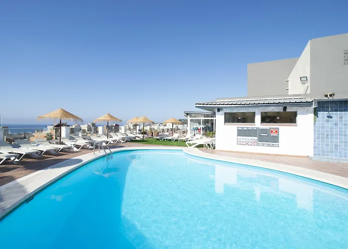 Centraal gelegen hotel: Hotel Lloret Santa Rosa By Pierre & Vacances