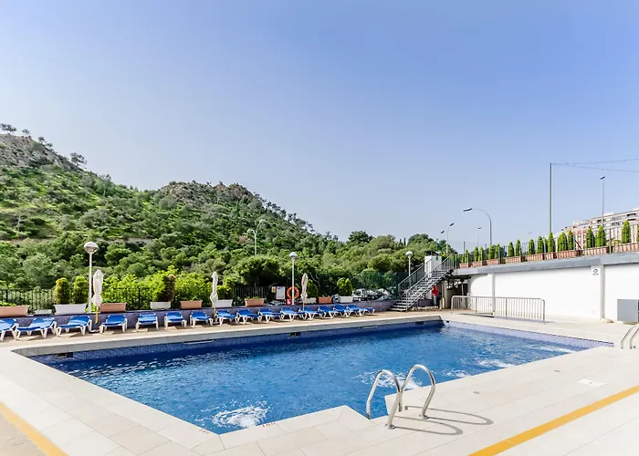 Hotels with pool Sercotel Maya Alicante