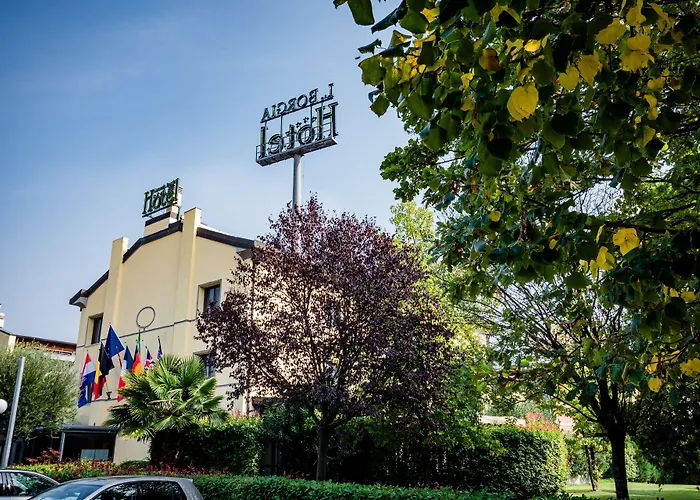 Pets Allowed Hotel Lucrezia Borgia