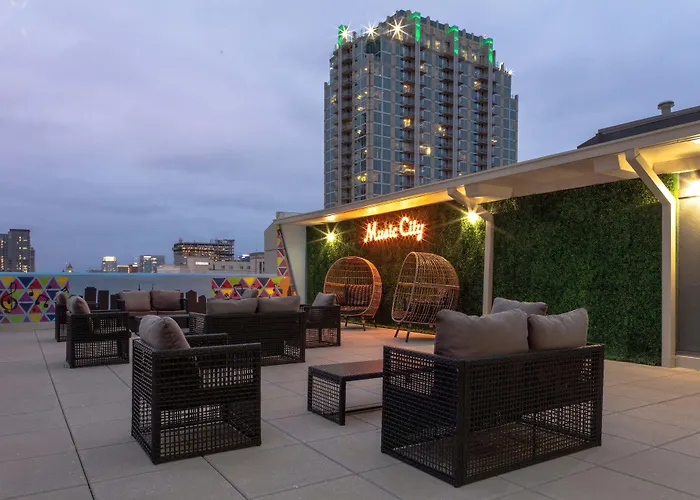 Boutique hotel only: Aloft Nashville West End