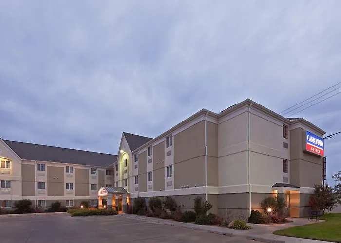 Airport Hotel: Candlewood Suites Wichita Falls At Maurine Street By Ihg