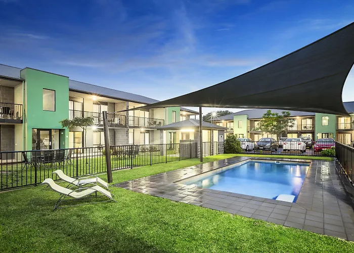 Central hotel: Quest Sale