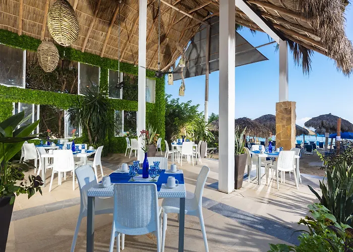 Spahotel: Blue Chairs Beachfront Resort Puerto Vallarta - Adults Only