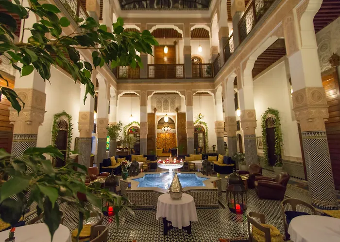 Dog friendly hotels Myra
