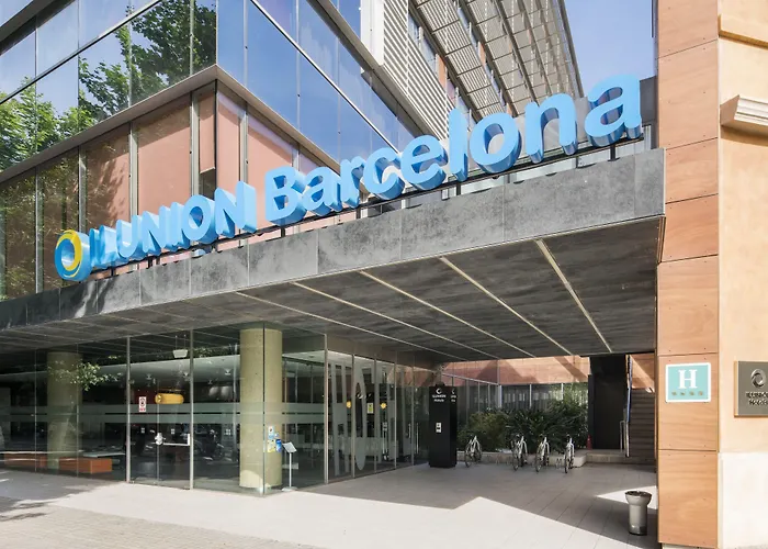 Hoteles con Jacuzzi Ilunion Barcelona