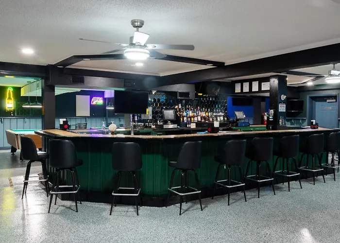 Budget Inn & Suites