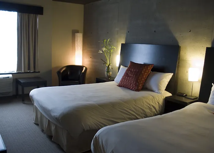 Motel: Grand Times Hotel
