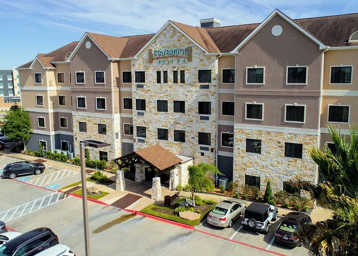 Romantic hotel: Staybridge Suites Houston-Nasa Clear Lake By Ihg