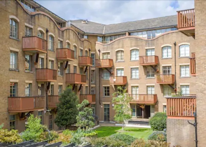 London Tower Bridge Apartments