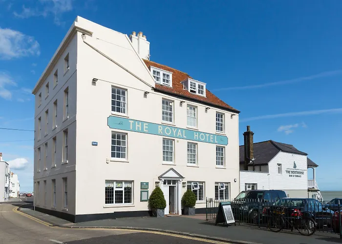 Royal Hotel