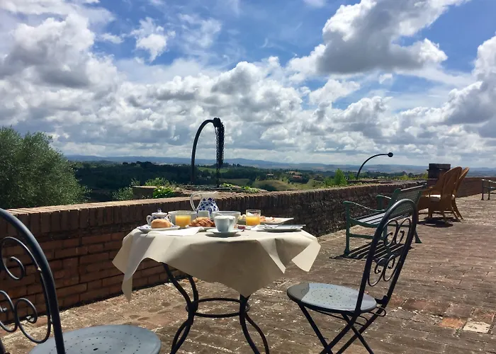 Hotel sulla spiaggia: Hotel Palazzo di Valli