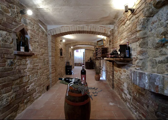 Hotel con piscina: B&B Casale Virgili