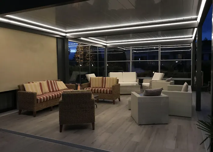  Villa Rosa
