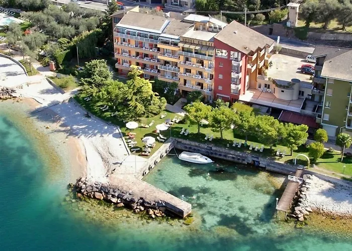 Hotel Du Lac - Relax Attitude Hotel