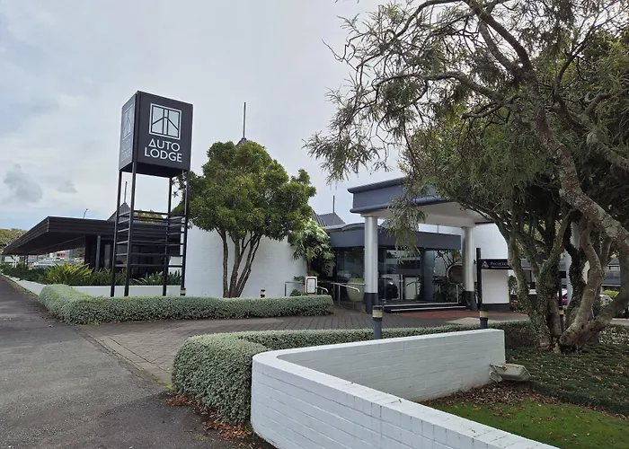 Hotel: Auto Lodge
