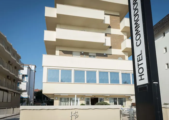 Hotel Jacuzzi: Hotel Commodore