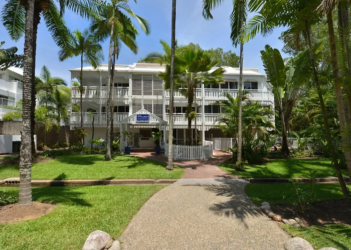 Hotel with view: The White House Port Douglas
