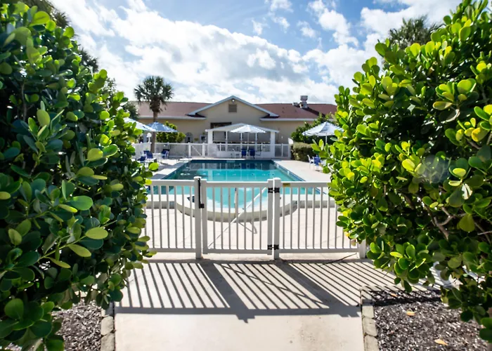 Motel: Island Sun Inn & Suites - Venice, Florida Historic Downtown & Beach Getaway