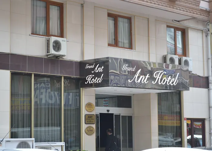Grand Ant Hotel