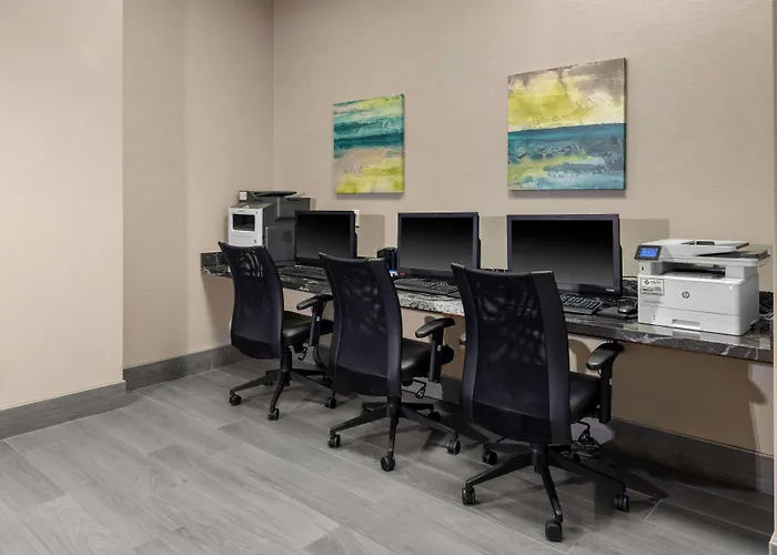 Homewood Suites By Hilton Phoenix Airport South