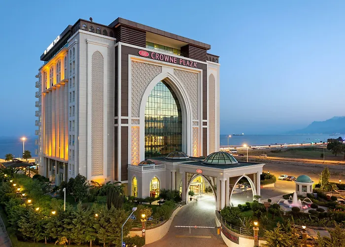 Hotel de golf: Crowne Plaza Antalya By Ihg