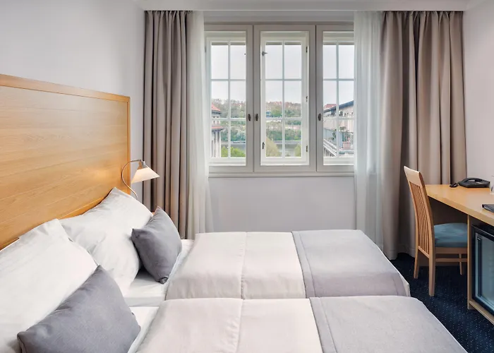 Hotel Clement
