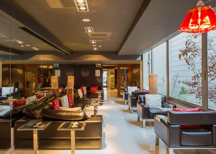 Hotel com piscina: Porto Trindade Hotel