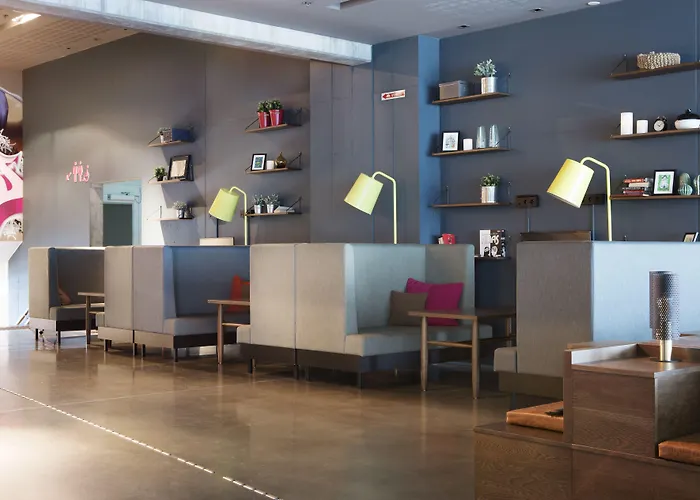 Сity center hotels Comfort Square
