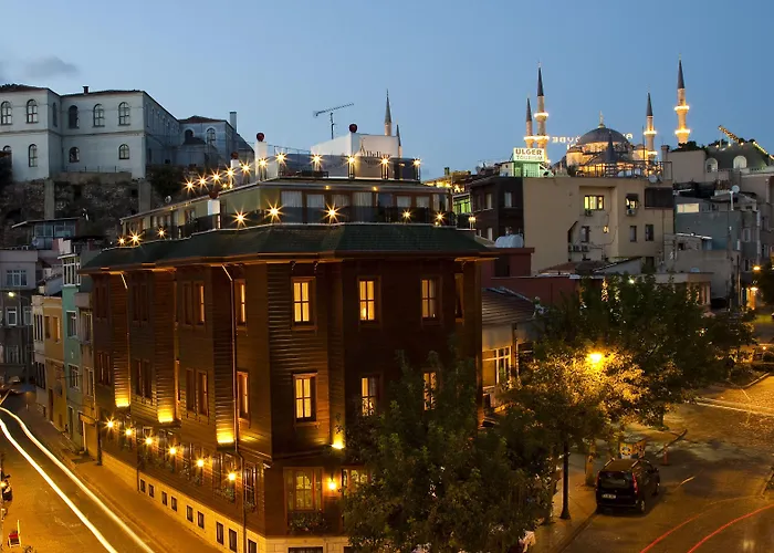 Romantic hotel: Glk Premier The Home Suites & Spa