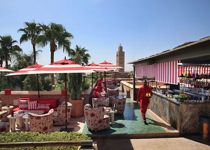 Hotel with pool: El Fenn