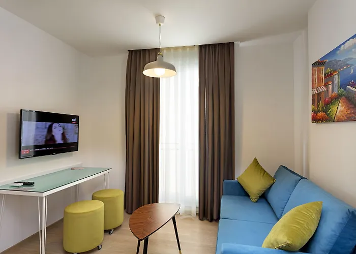 The Room Hotel & Apartments