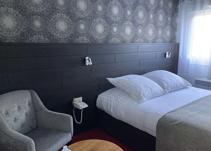 The Originals City, Hôtel du Château, Pontivy (Inter-Hotel)