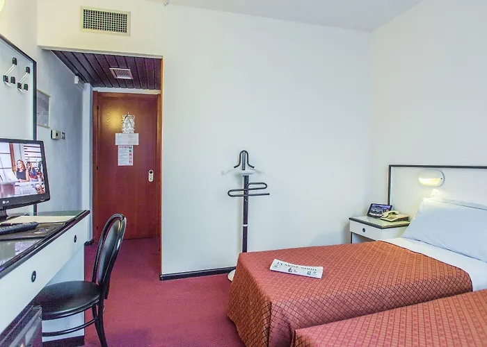 Hotel 3 stelle: Hotel Quadrifoglio