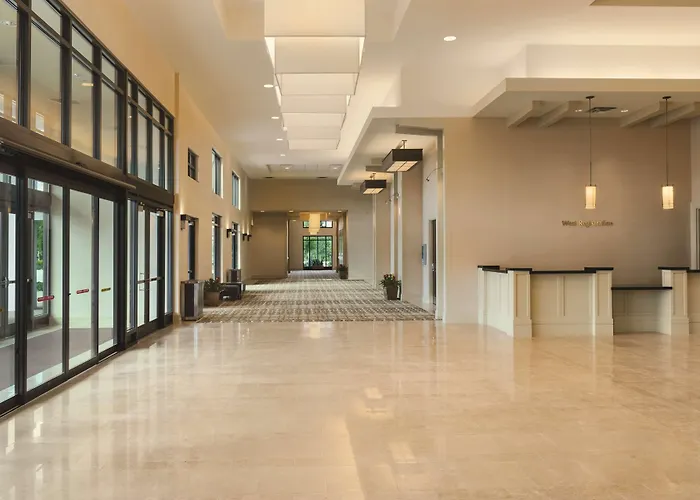 Boutique hotel only: Embassy Suites By Hilton Orlando Lake Buena Vista South