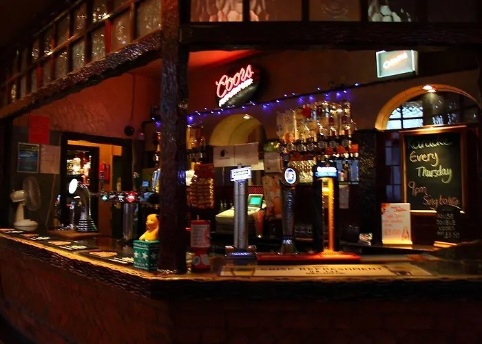 The Dickens Bar & Inn