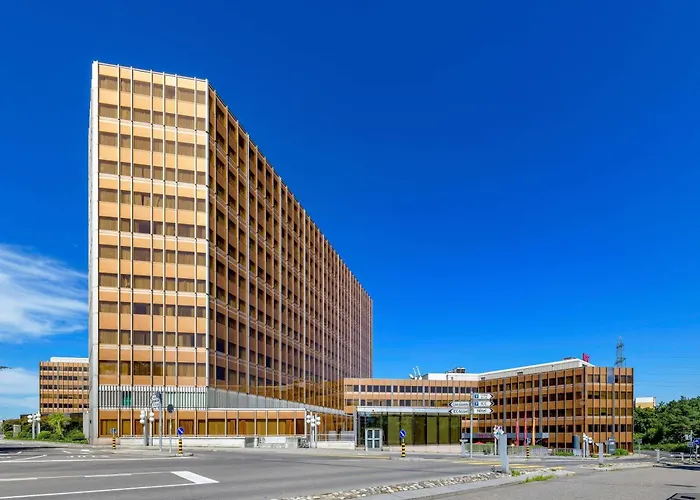 Hotel con tenis: Moevenpick Hotel Geneva