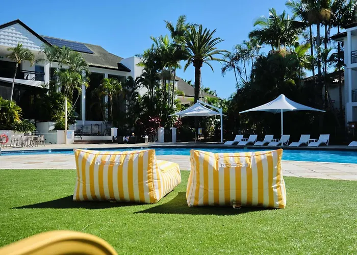 Hotel with Tennis: Mercure Gold Coast Resort