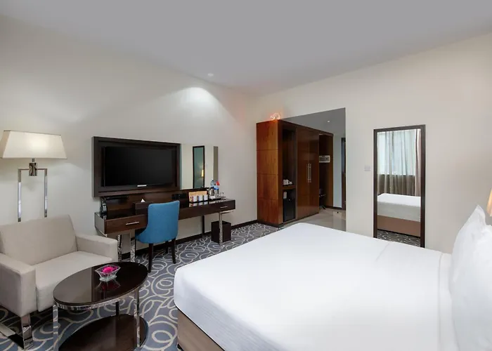 Hotel pres du College: Ramada Abu Dhabi Corniche