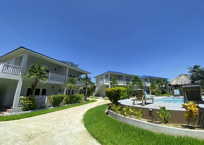 Casino hotel: Sapphire Beach Resort