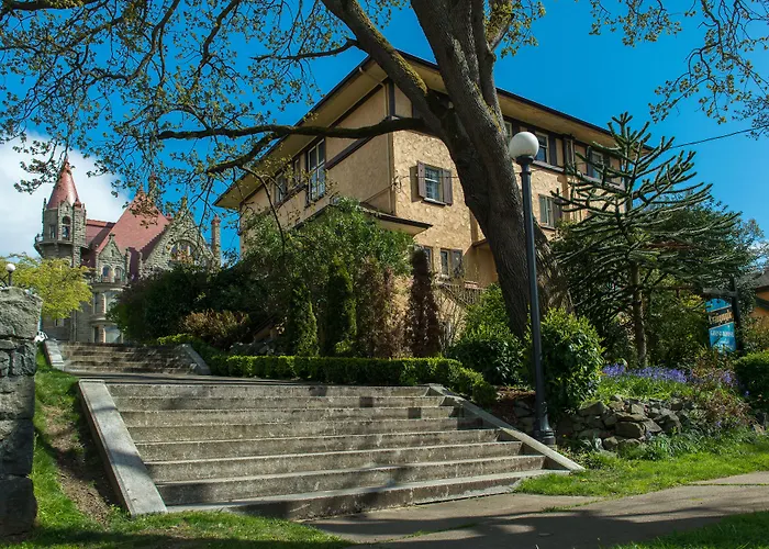 Hotel with view: The Craigmyle Inn