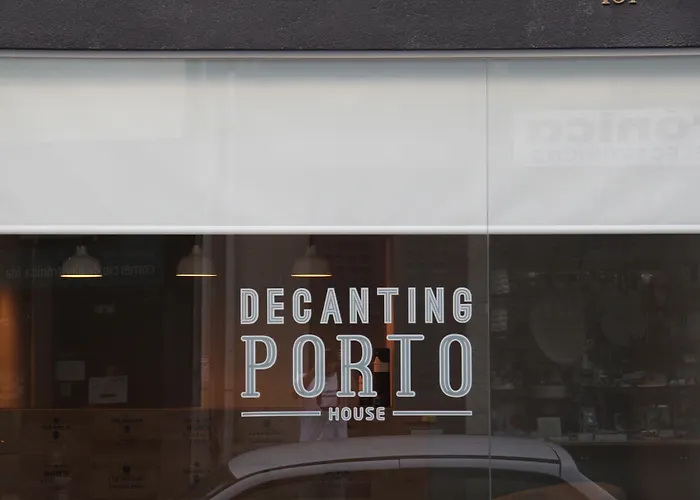 Decanting Porto House