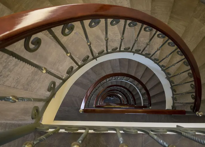 Hotel de 4 estrellas: El Cabildo Hotel