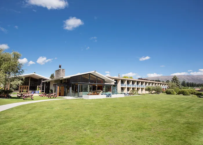 Cheap hotels Wanaka