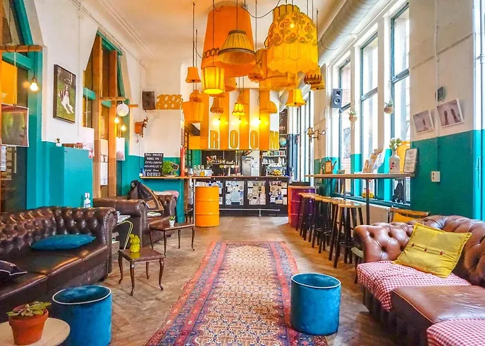 Hotel dichtbij College: Hostel ROOM Rotterdam