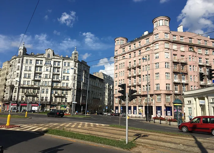 Hotel with Tennis: Hampton By Hilton Warsaw City Centre